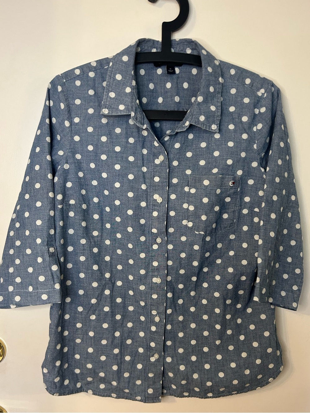 Tommy Hilfiger Women’s Blue Chambray Polka Dot Shirt 3/4 length sleeve size M